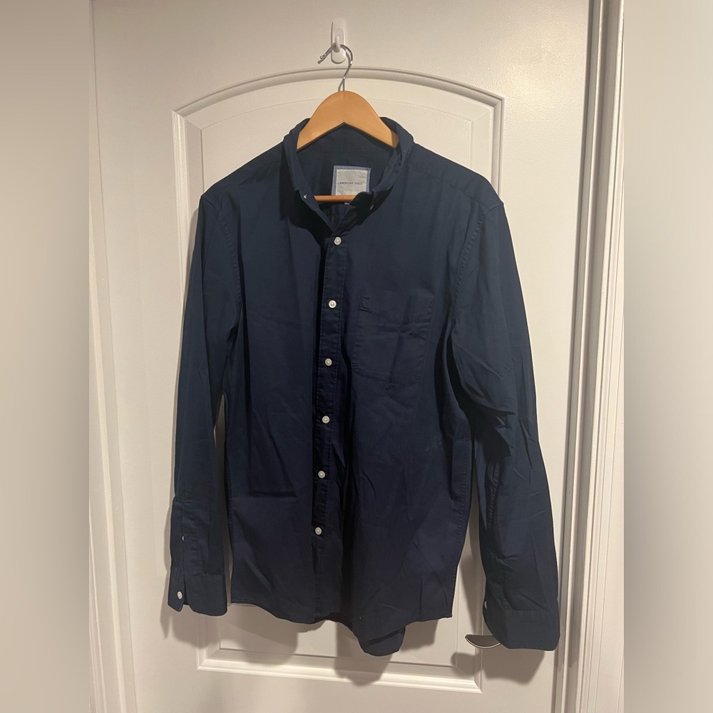 American Eagle Navy Button-Up Shirt Size Large